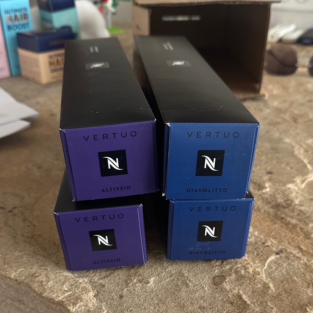 Nespresso Vertuo Pods in Purple and Blue